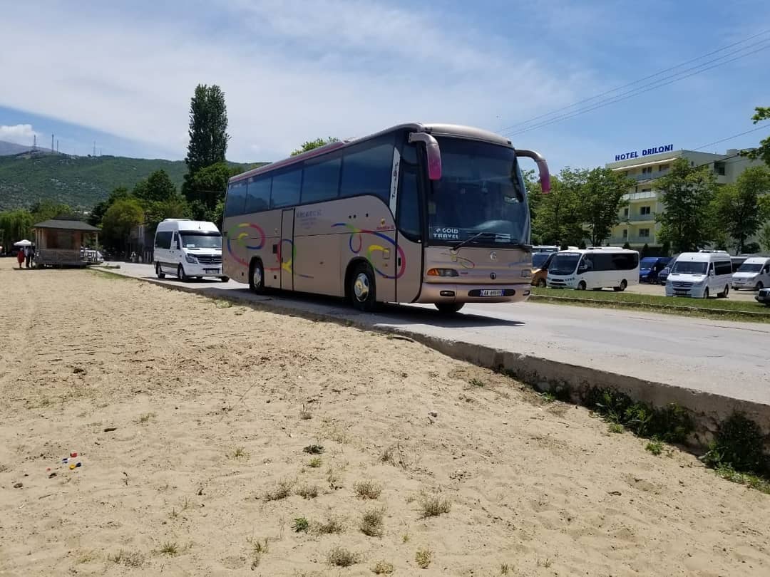 Autobuza-me-qera-guida-fugona-tirane-194