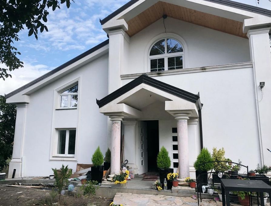 ALUMINI-PVC-DYER-DRITARE-TIRANE-1