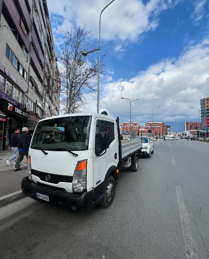aviacionit-fusha-transport-mallrash-tirane-1