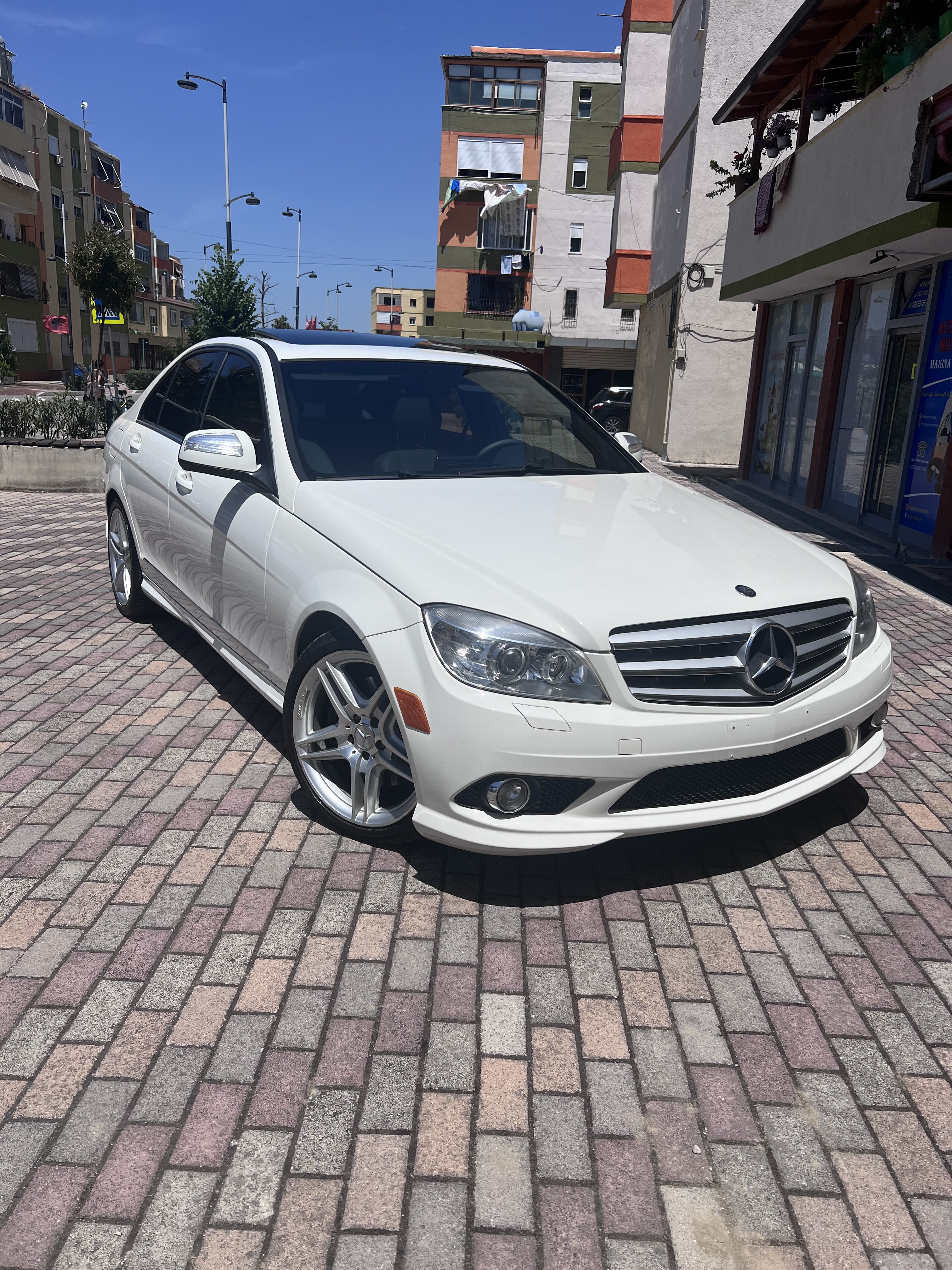 car-rental-albania-fier-tirana-16