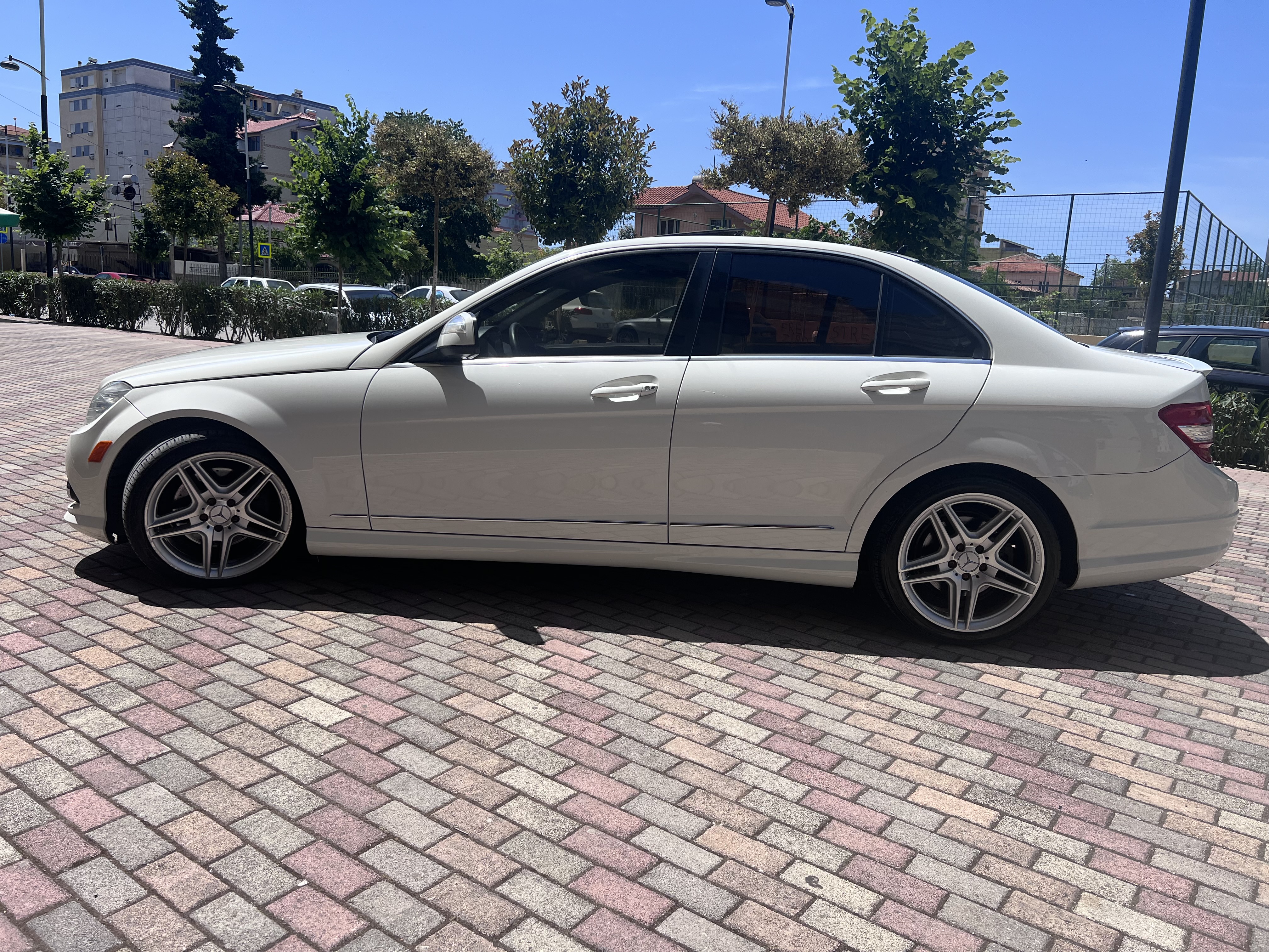 car-rental-albania-fier-tirana-18