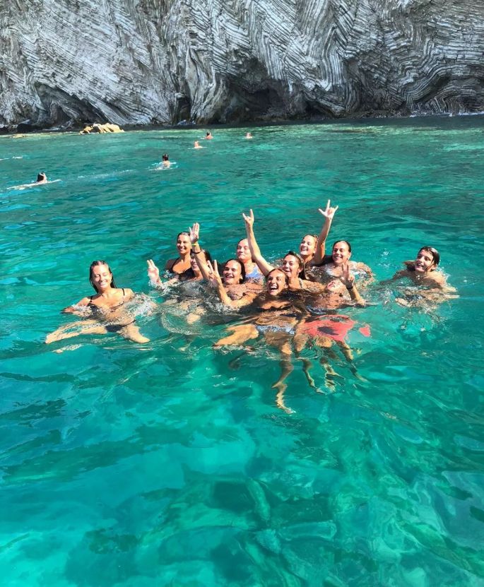 Udhetime-me-skaf-sarande-12