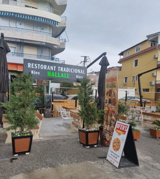 ADEZIV-REKLAMA-3D-TIRANE-12