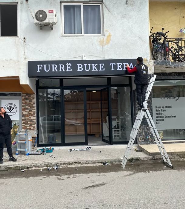 ADEZIV-REKLAMA-3D-TIRANE-13