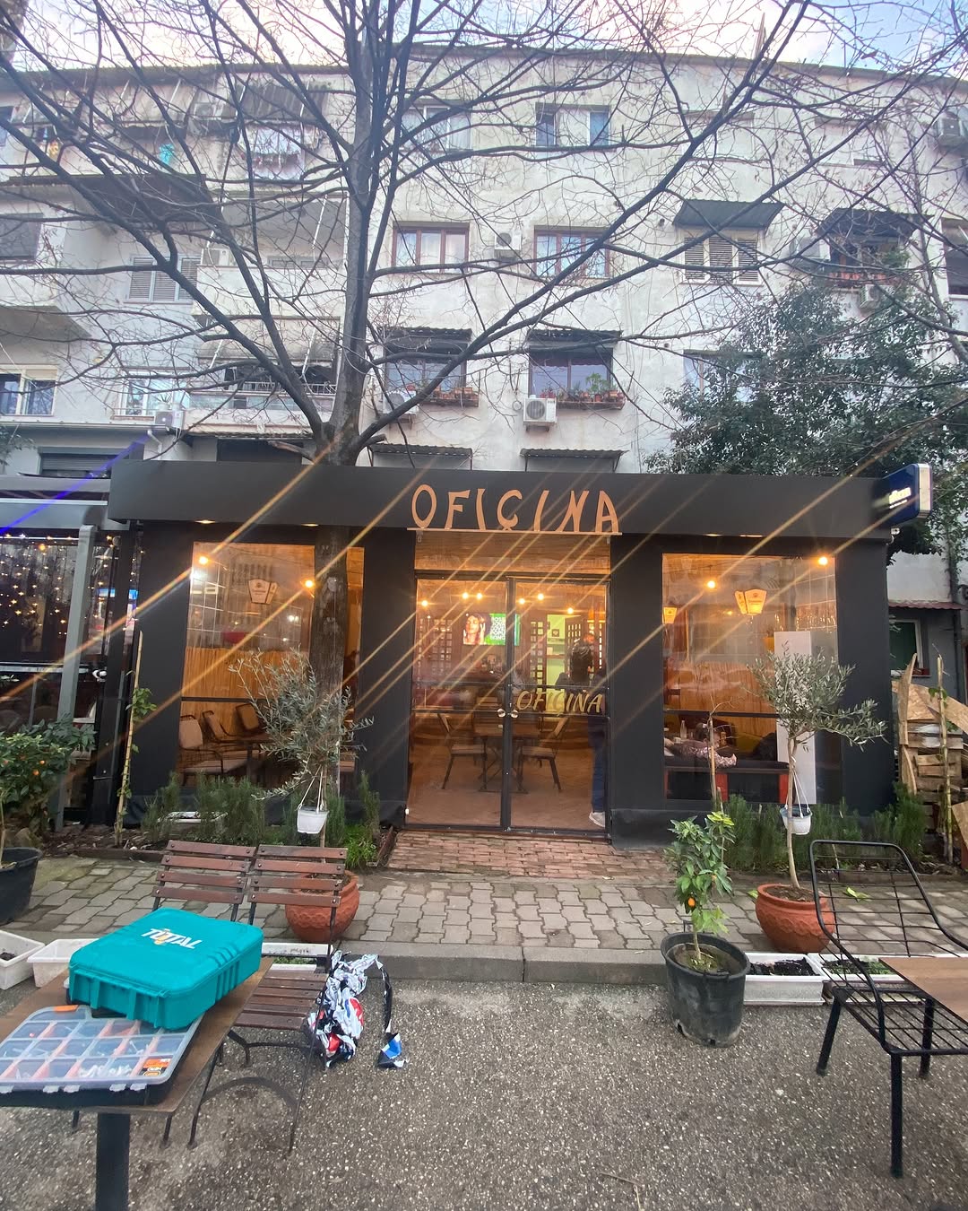 ADEZIV-REKLAMA-3D-TIRANE-18