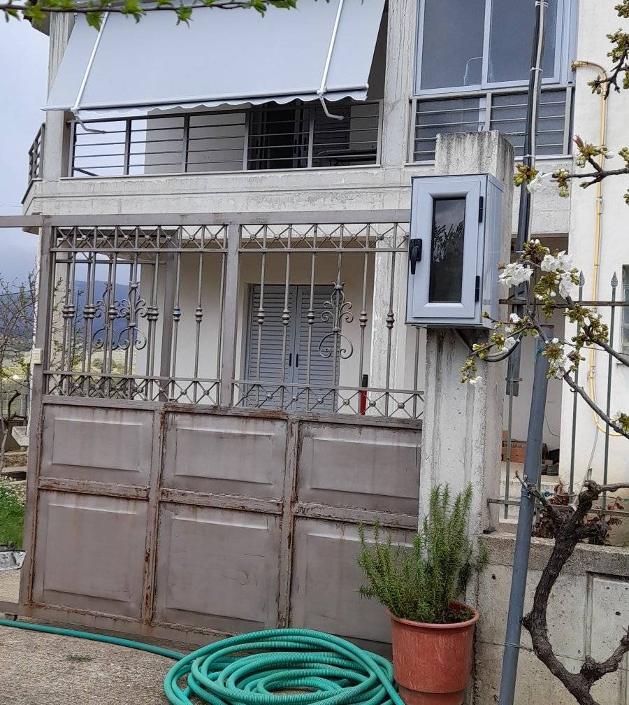 gjirokaster-tenda-dielli-191