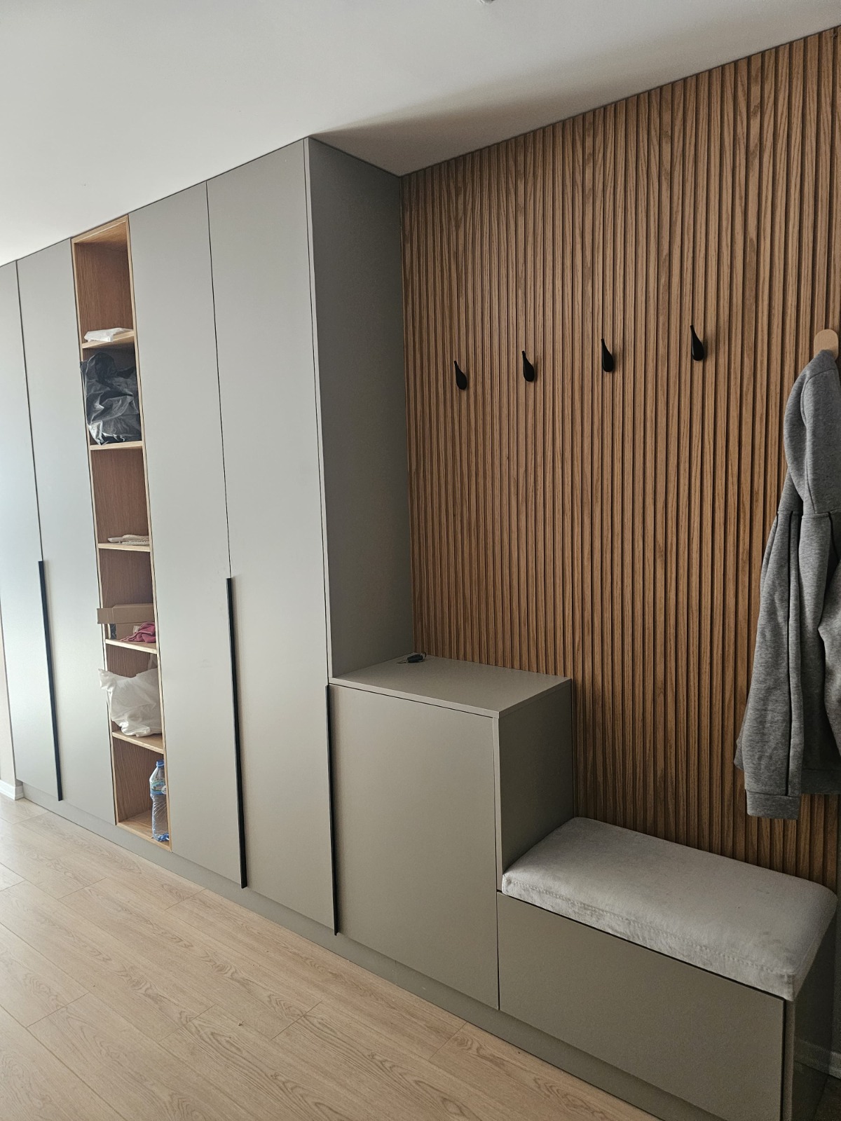 MOBILERI-SIERA-TIRANE16