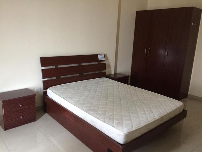 MOBILJE-PERDORURA-L4