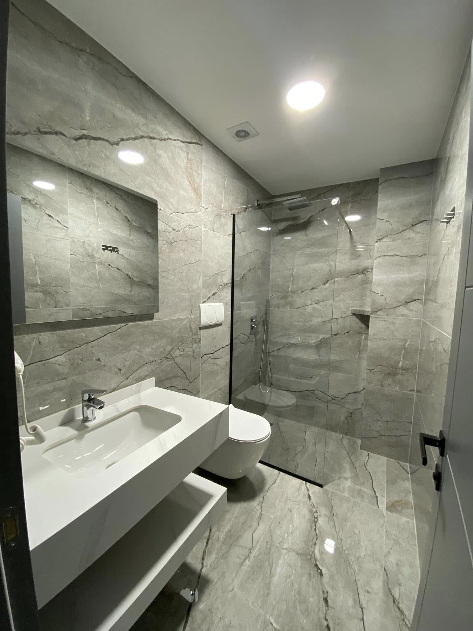 hotel-ne-shengjin-leodor2-6