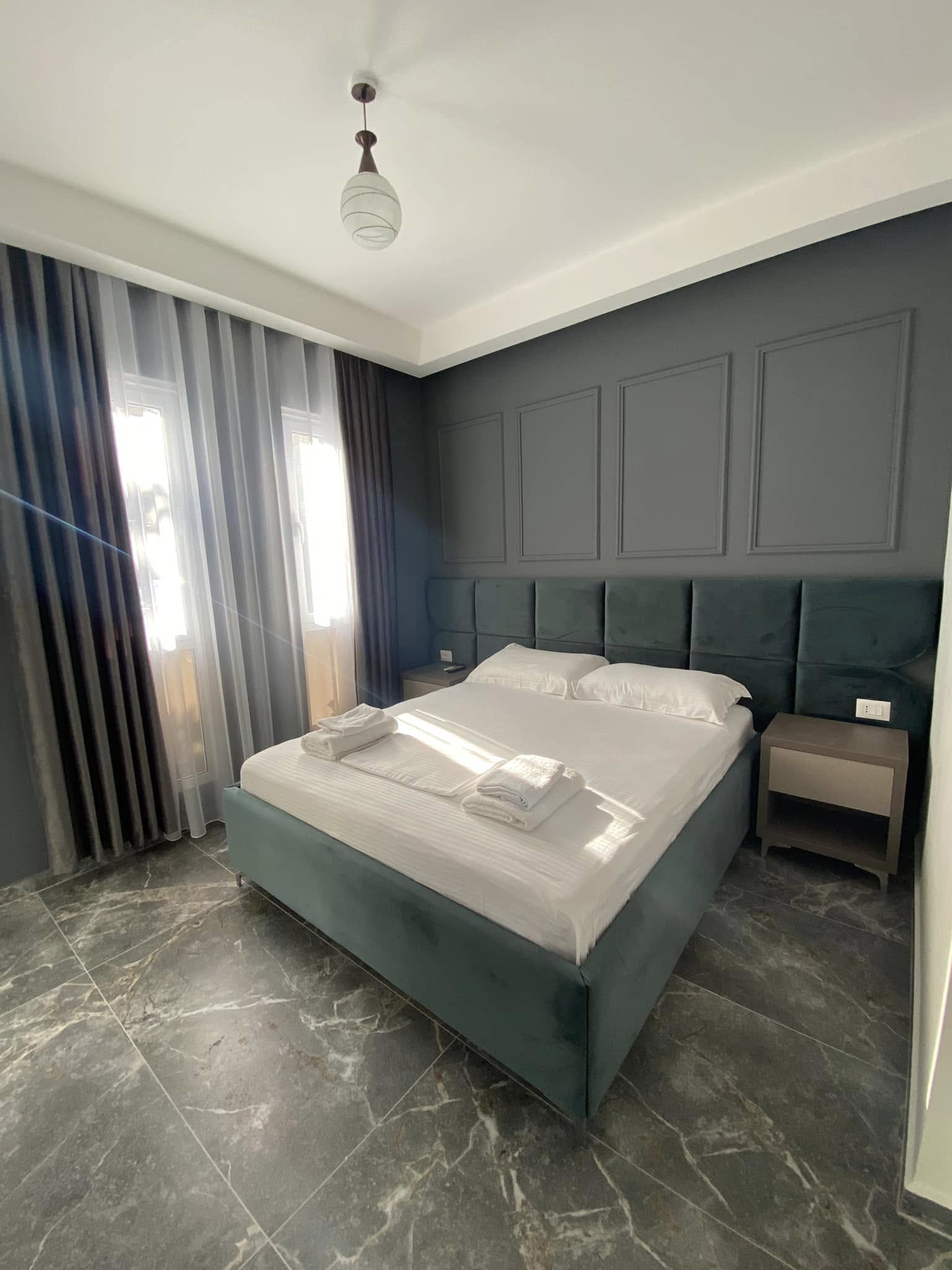 hotel-ne-shengjin-leodor2-7