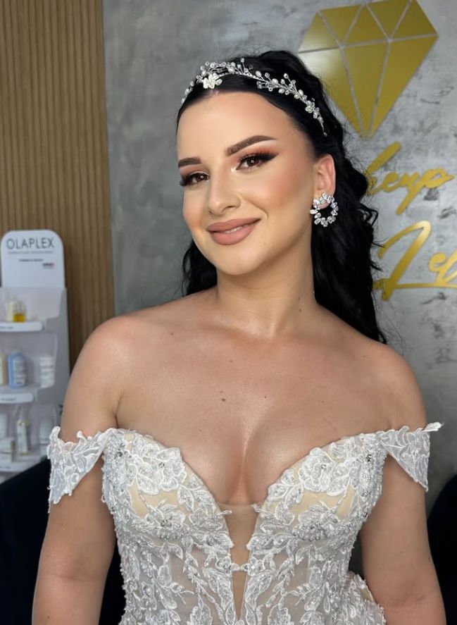 PARUKERI-SALLON-BUKURIE-FIER-13