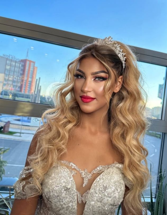 _________PARUKERI-SHKODER-SALLON-1993