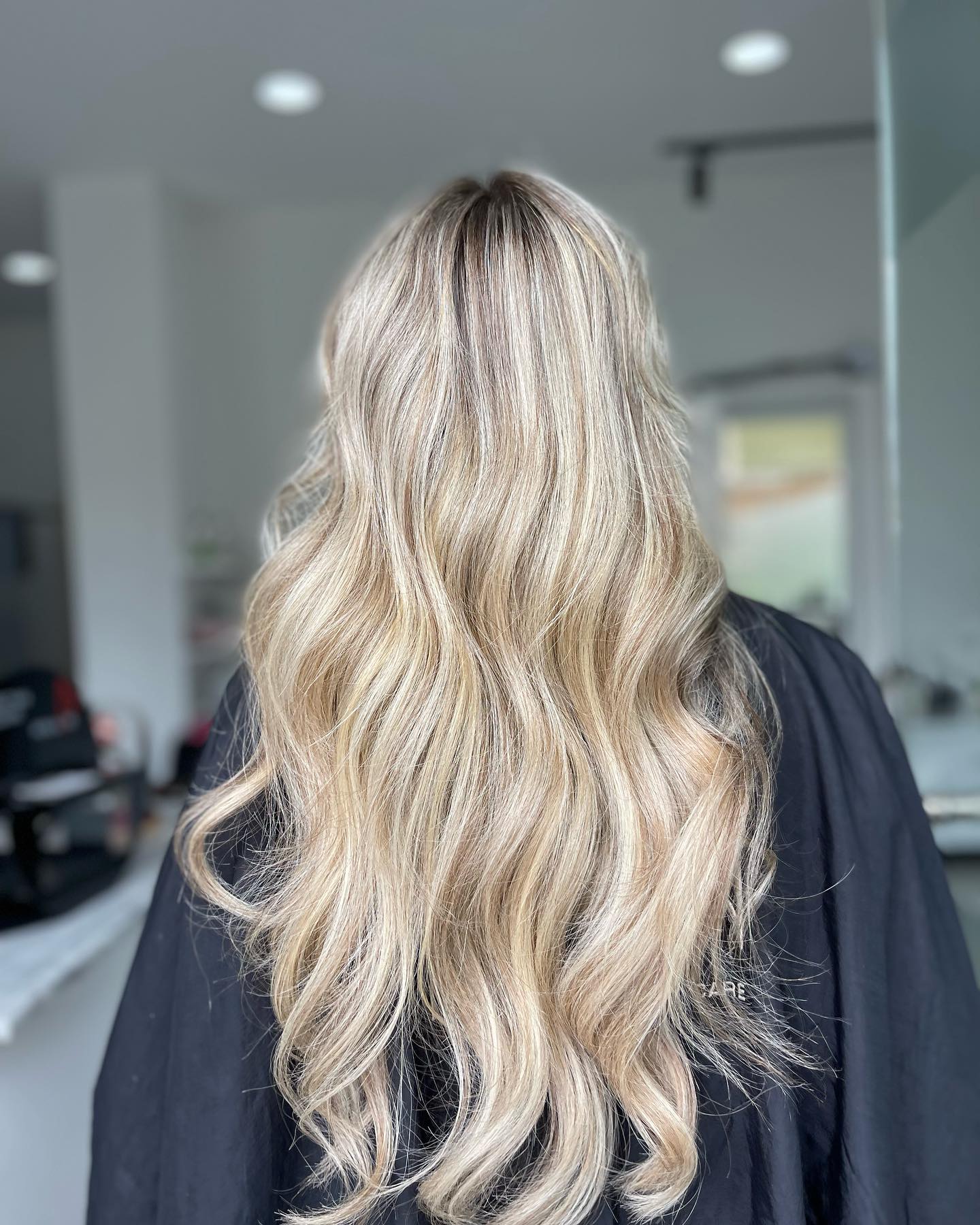 ______________QYTET-STUDENTI-PARUKERI-SALLON-199