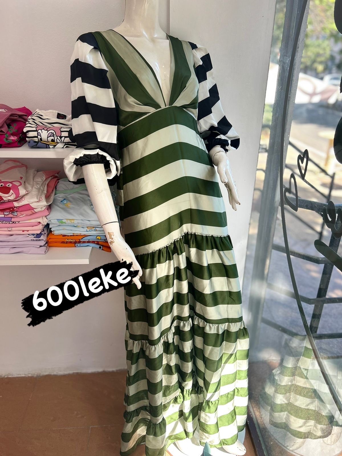 veshje-femra-femije-shkoder-19