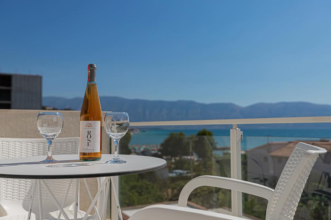 viroi-hotel-vlore-1966