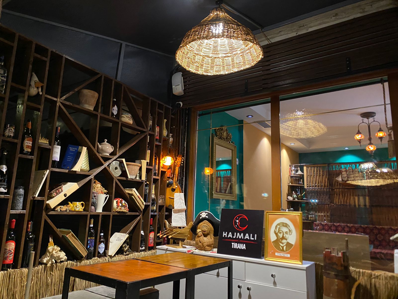 WINE-BAR-TIRANE-1