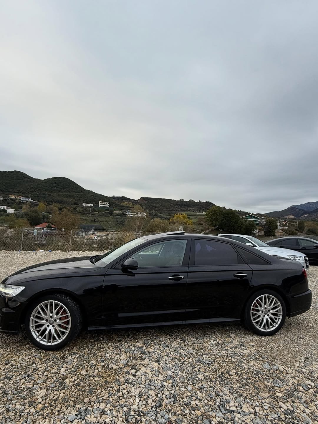 ___________AUDI-BENZ-GOLF-SHITJE-TIRANE-192