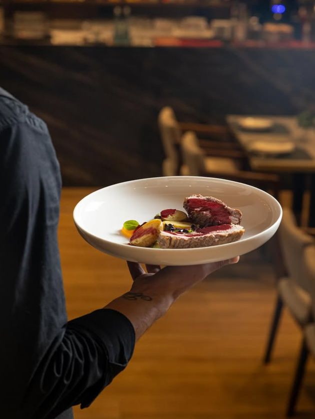 __________________blloKU-RESTAURANT-RESTORANT-HOTEL-1