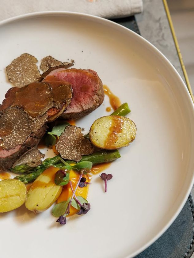 __________________blloKU-RESTAURANT-RESTORANT-HOTEL-17