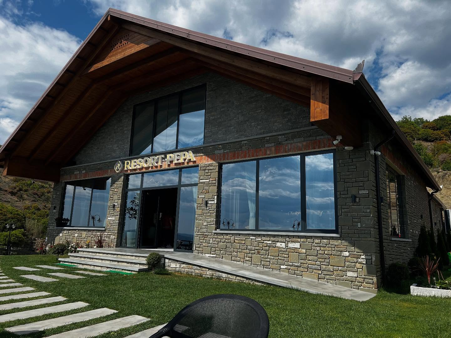 _restorant-elbasa-resort-1