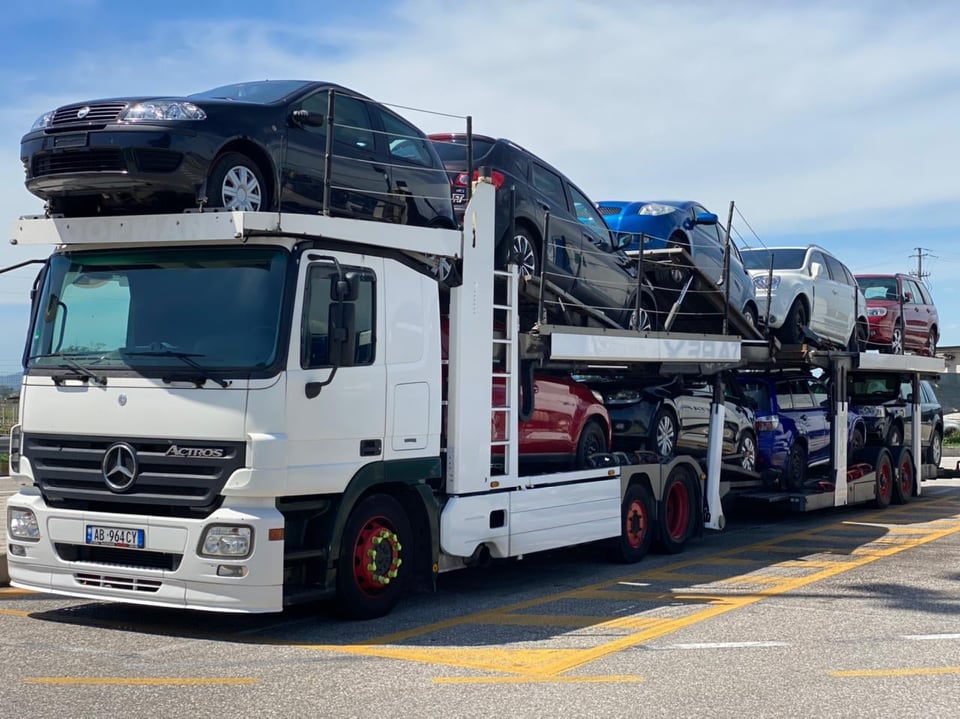 ________________________AUTOTRANSPORT-JASHTE-MAKINA-1 ________________________AUTOTRANSPORT-JASHTE-MAKINA-1