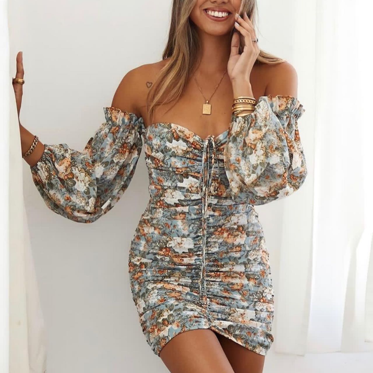 ___butik-dyqan-veshje-tropoje-113