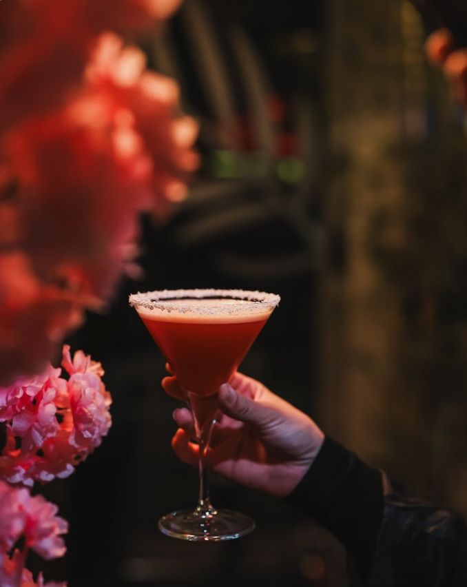 ____________________________LOUNGE-BAR-21SHI9-TIRANE-15