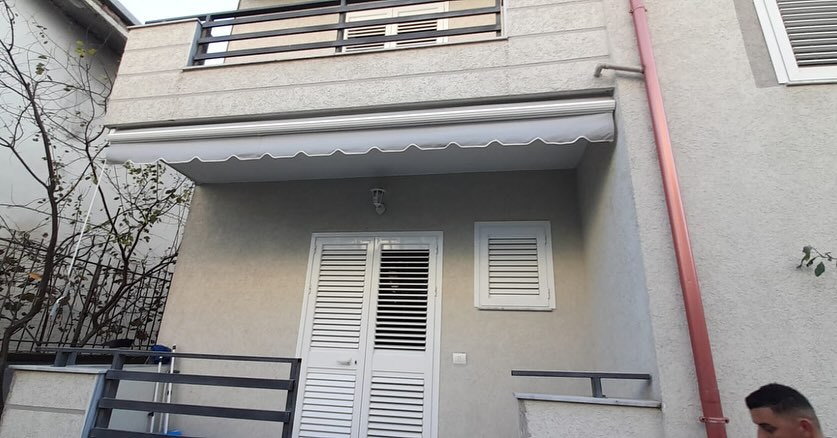 ___TENDA-NE-TIRANE-11