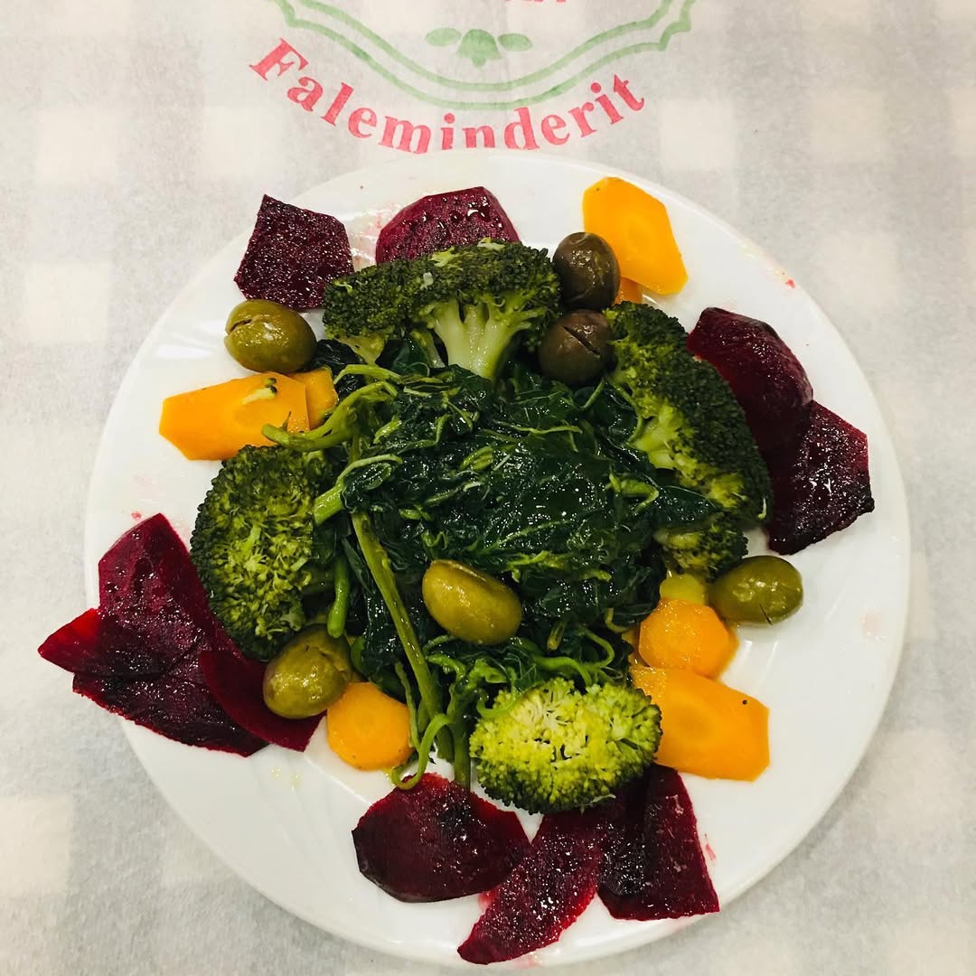 ____________taverne-zgare-tradicional-tirane-193