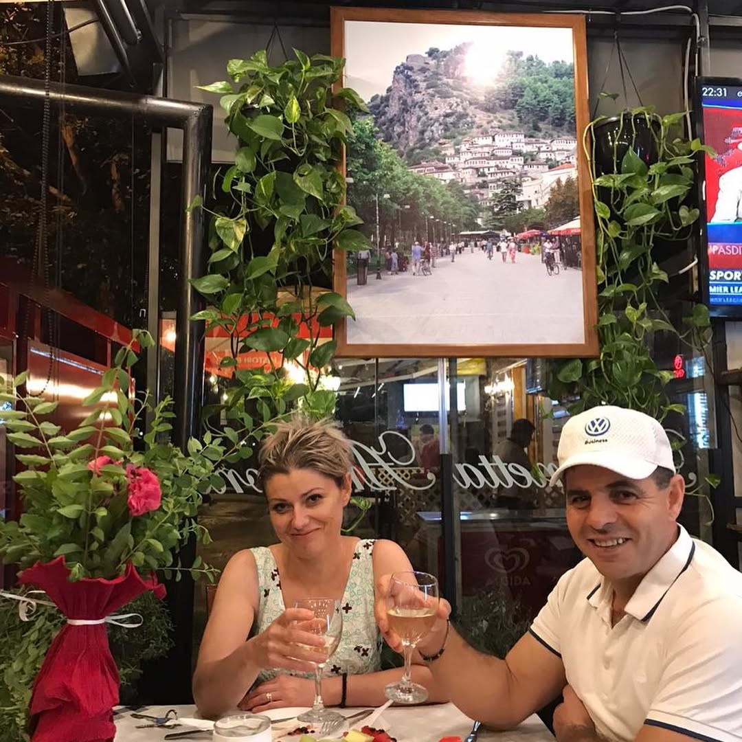 ____________taverne-zgare-tradicional-tirane-219