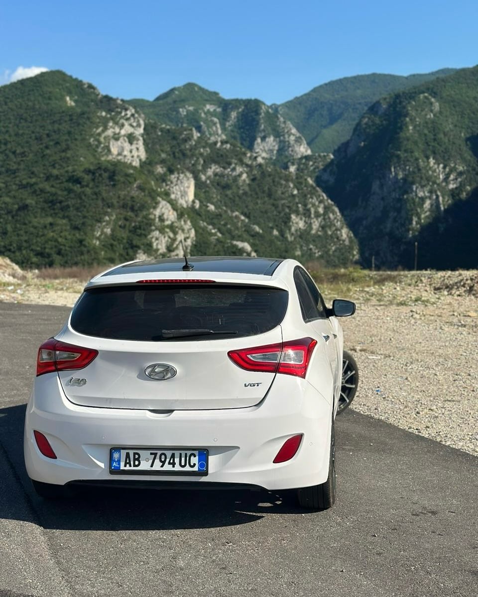 AUTOGO-makina-qera-tirane-1995