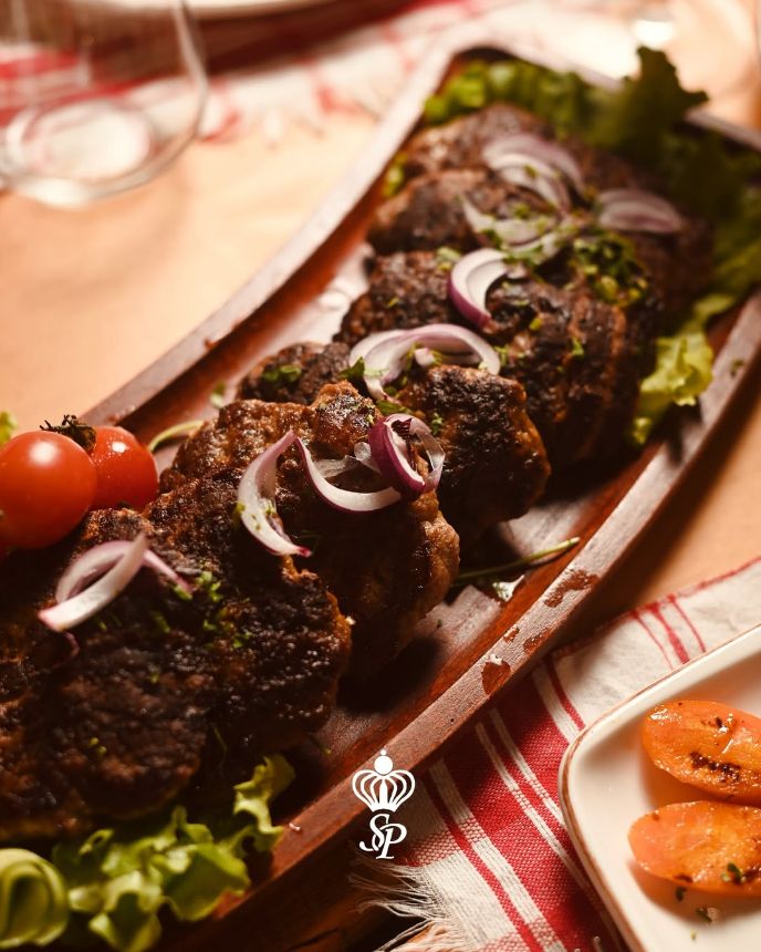 ________________TRADITIONAL-RESTAURANT-TIRANA-ALBANIAN-14