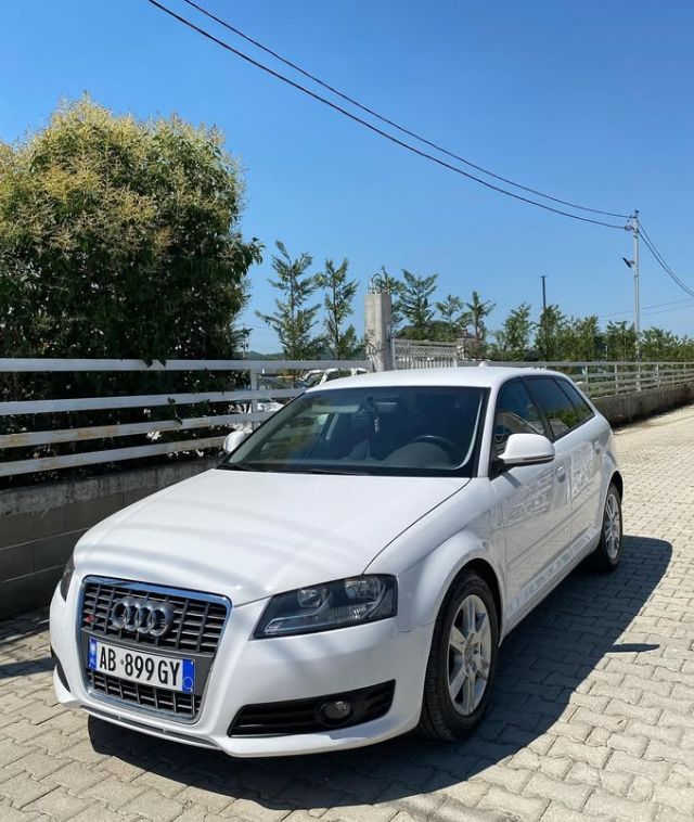 __makina-qera-aeroport-rinas-bmw-audi-196