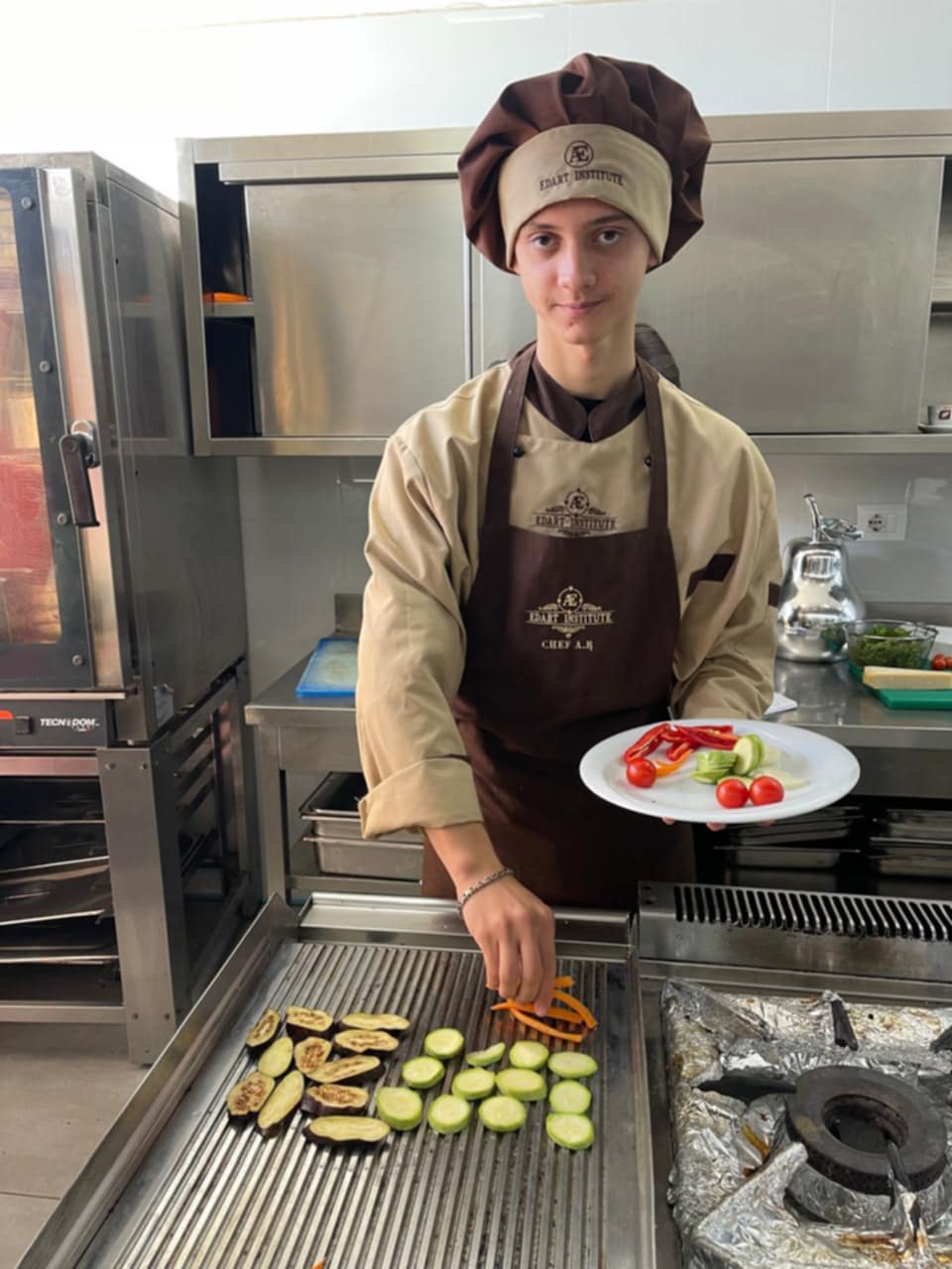 b95610b2-016b-475f-8a73-89df61a3ec39